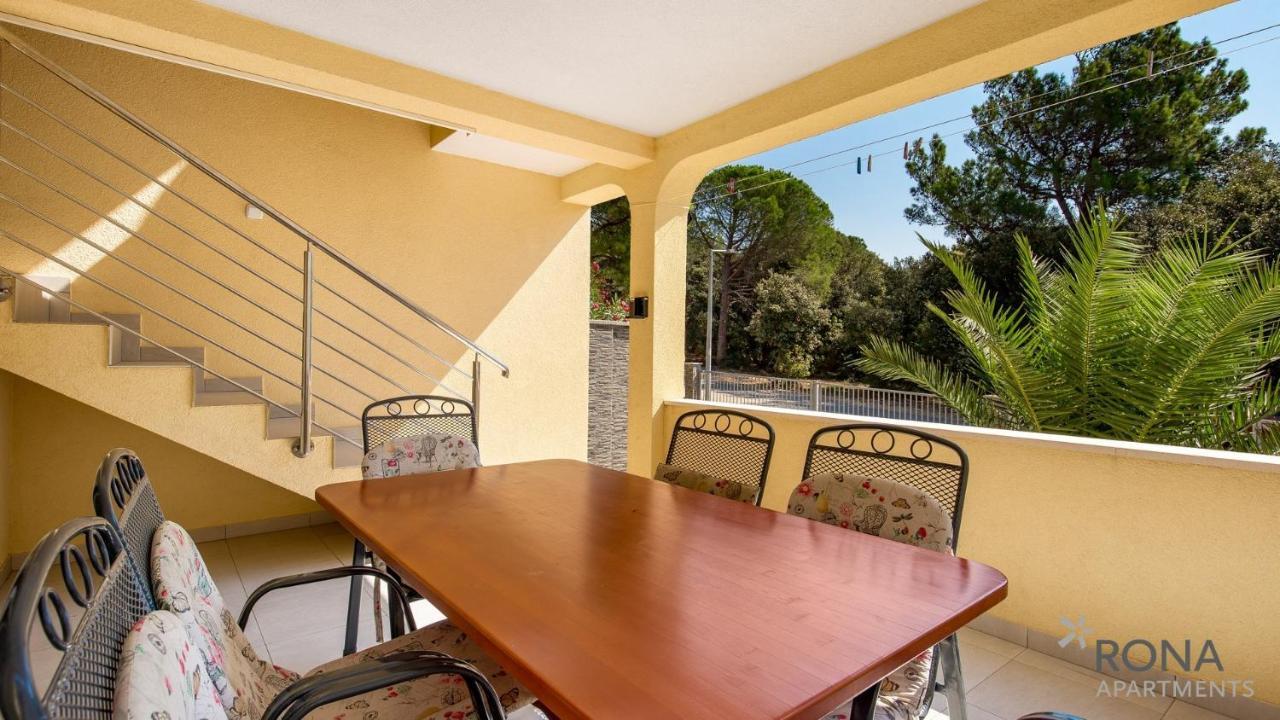 Rona Apartments Goran Šimuni Dış mekan fotoğraf